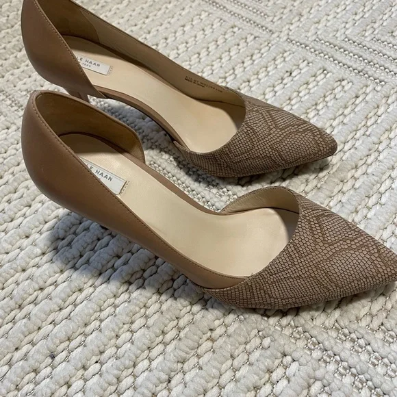 Cole Haan Snakeskin Tan Heels - Picture 4 of 6